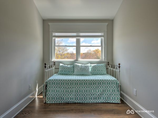 Hamptons Home 1020426