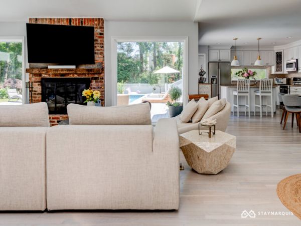 Hamptons Home 1020429