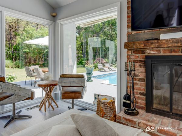 Hamptons Home 1020429