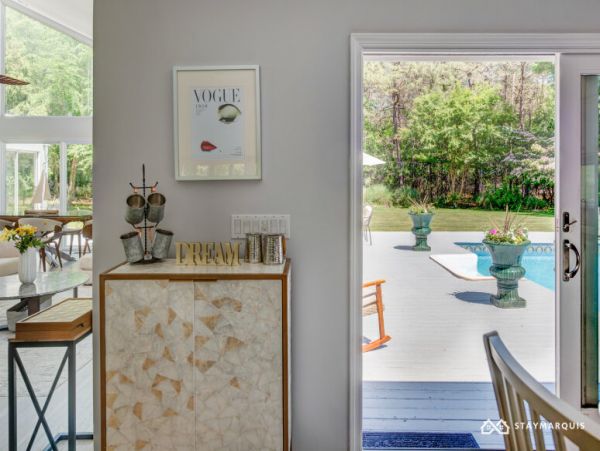 Hamptons Home 1020429