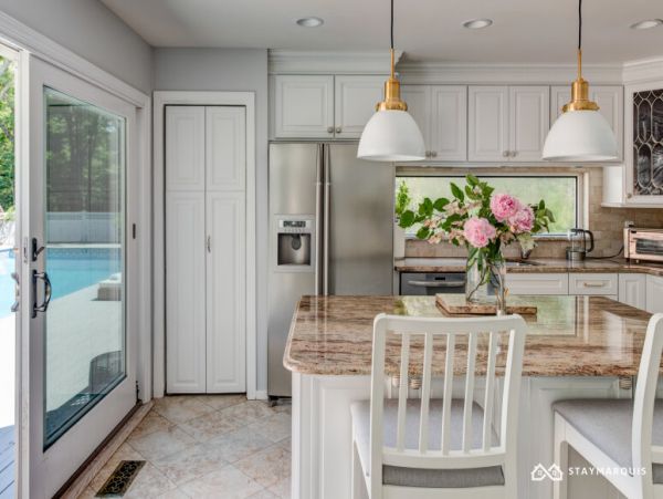 Hamptons Home 1020429