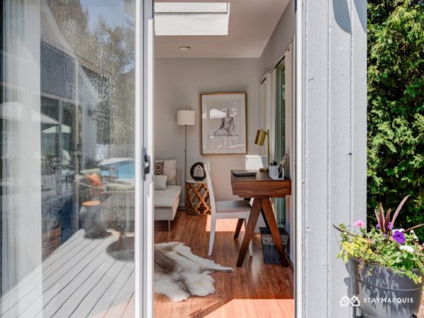 Hamptons Home 1020429