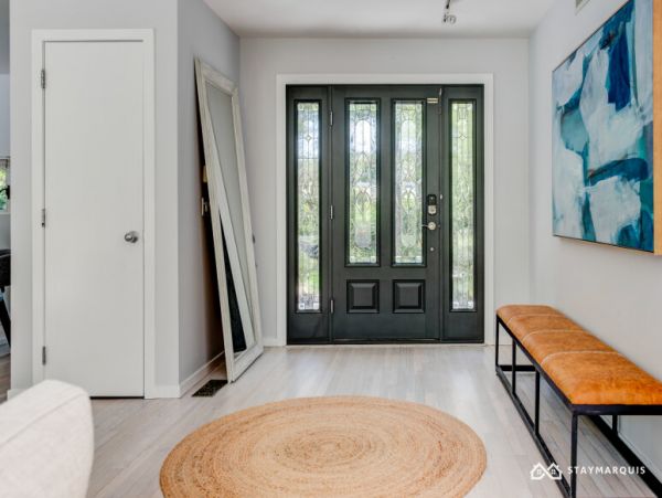 Hamptons Home 1020429