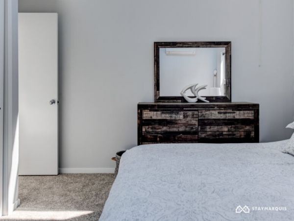 Hamptons Home 1020429