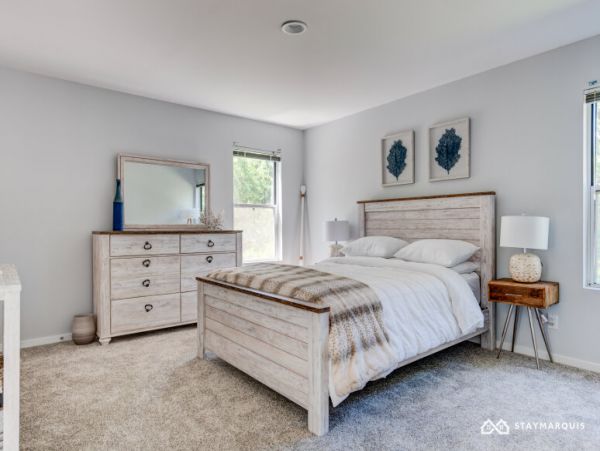 Hamptons Home 1020429