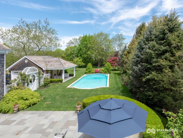 Hamptons Home 1020431