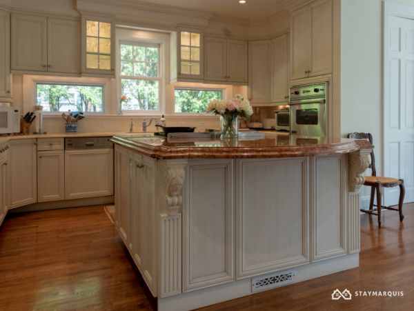 Hamptons Home 1020431