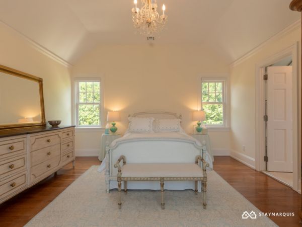 Hamptons Home 1020431