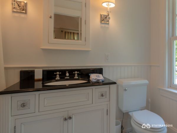 Hamptons Home 1020431