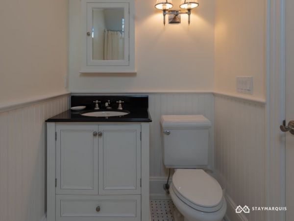 Hamptons Home 1020431