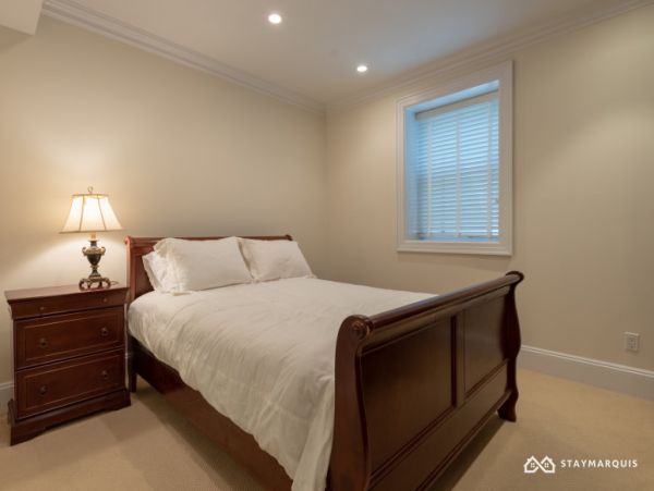 Hamptons Home 1020431