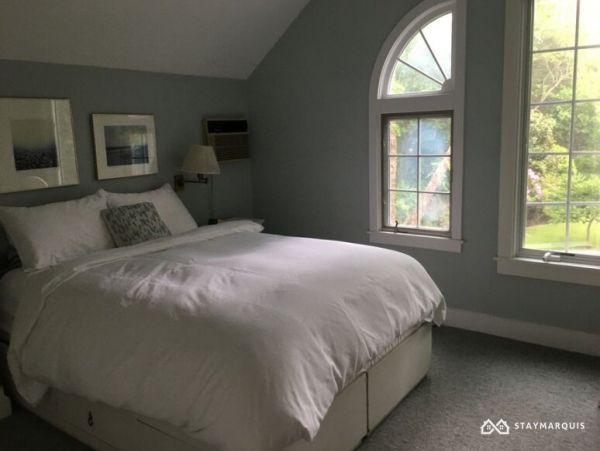 Hamptons Home 1020434