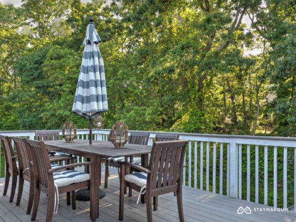 Hamptons Home 1020435