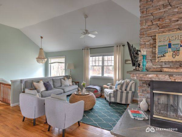 Hamptons Home 1020435