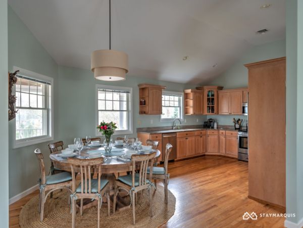 Hamptons Home 1020435