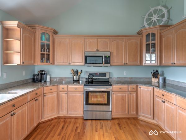 Hamptons Home 1020435