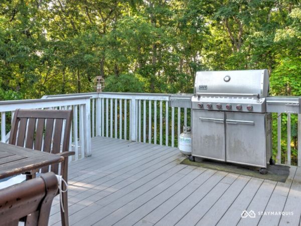 Hamptons Home 1020435