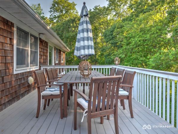 Hamptons Home 1020435
