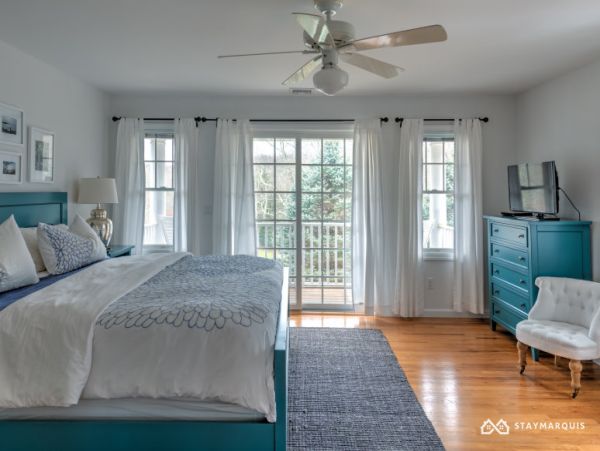 Hamptons Home 1020435
