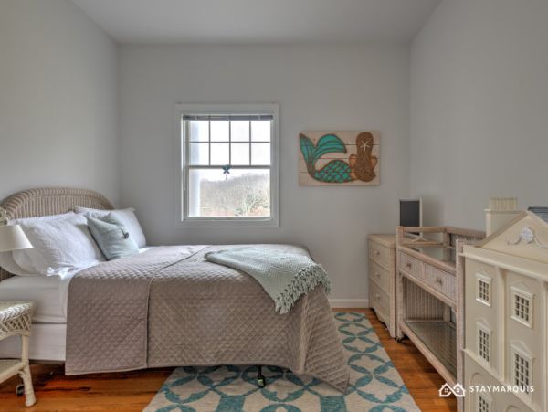 Hamptons Home 1020435