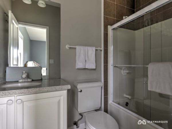 Hamptons Home 1020435