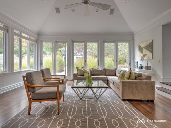 Hamptons Home 1020437