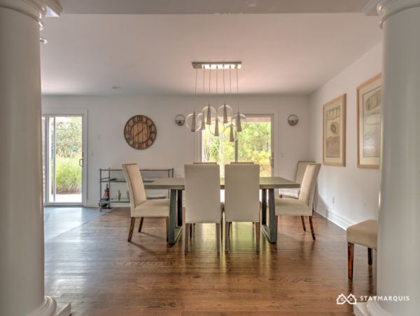 Hamptons Home 1020437