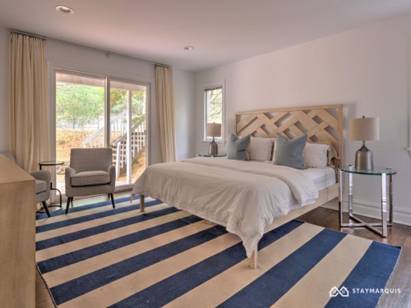 Hamptons Home 1020437