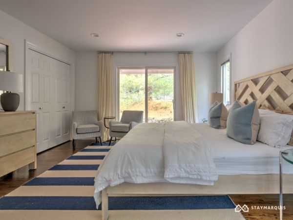 Hamptons Home 1020437