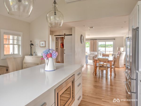 Hamptons Home 1020440