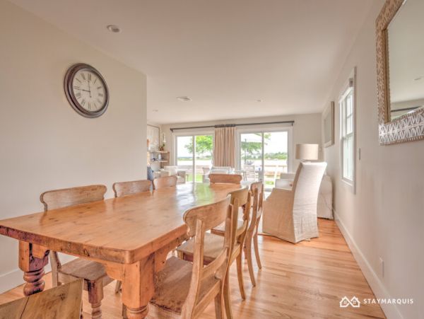 Hamptons Home 1020440