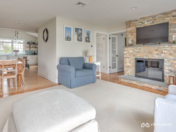 Hamptons Home 1020440
