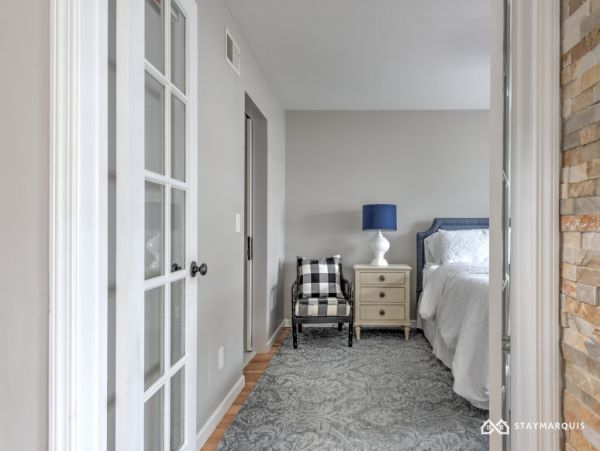 Hamptons Home 1020440