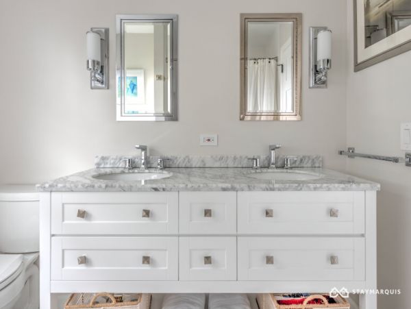 Hamptons Home 1020440