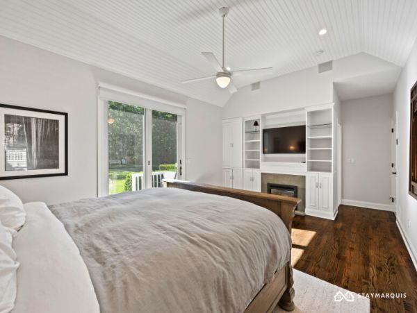 Hamptons Home 1020441