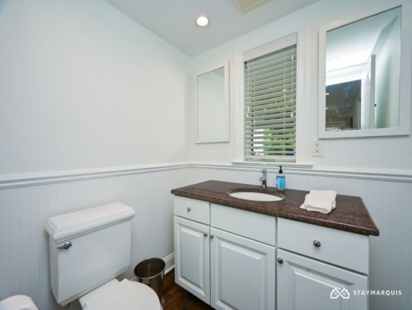 Hamptons Home 1020441