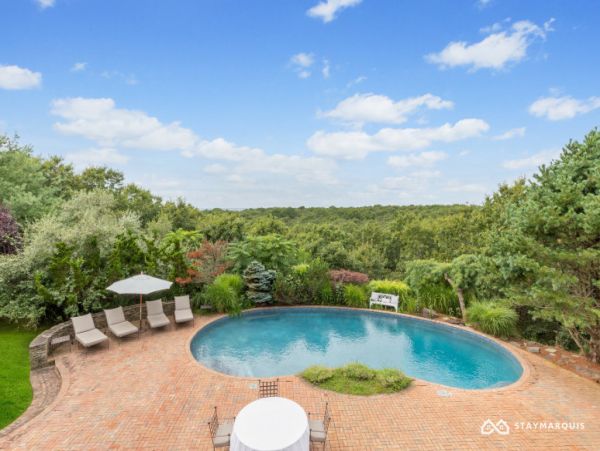 Hamptons Home 1020442