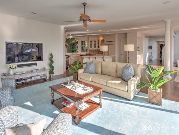 Hamptons Home 1020442