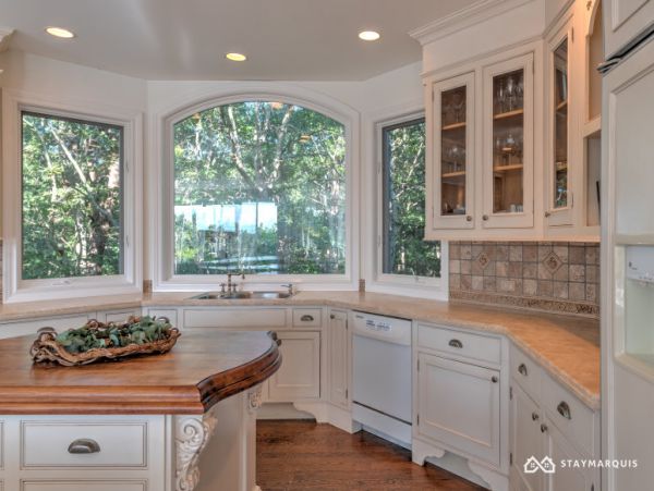 Hamptons Home 1020442
