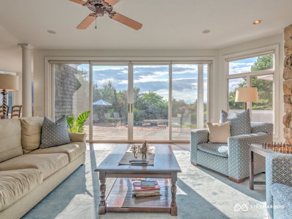 Hamptons Home 1020442