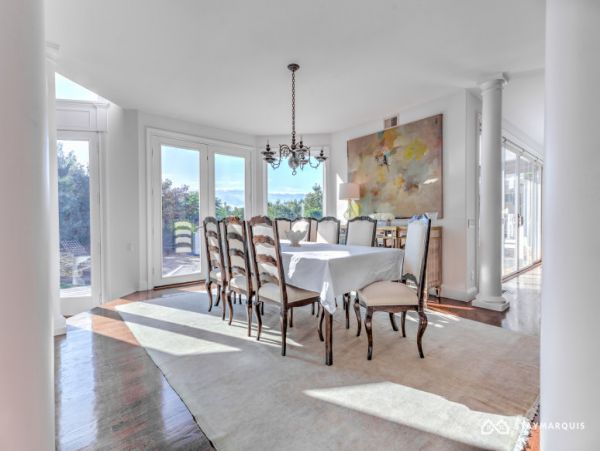 Hamptons Home 1020442