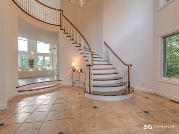Hamptons Home 1020442