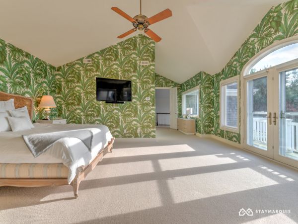 Hamptons Home 1020442