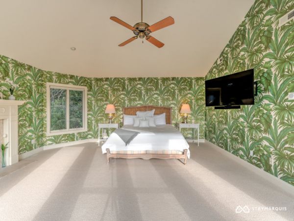 Hamptons Home 1020442