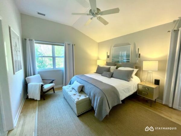 Hamptons Home 1020443