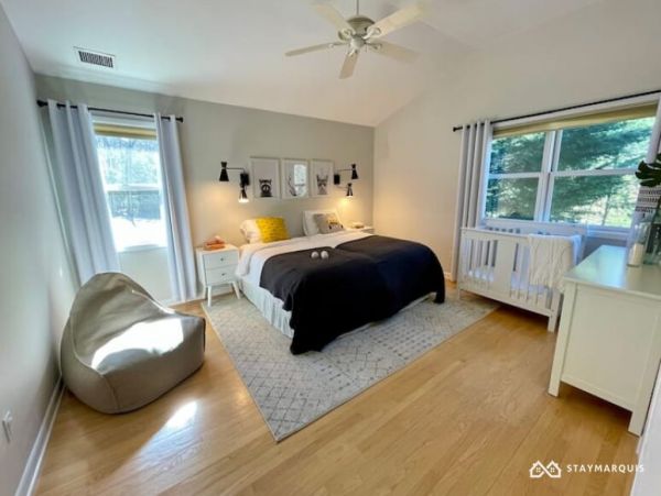 Hamptons Home 1020443