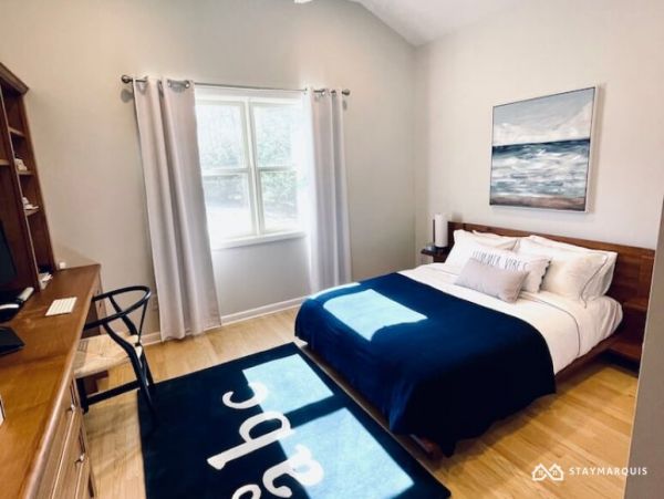 Hamptons Home 1020443