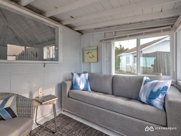 Hamptons Home 1020447