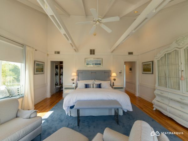 Hamptons Home 1020449