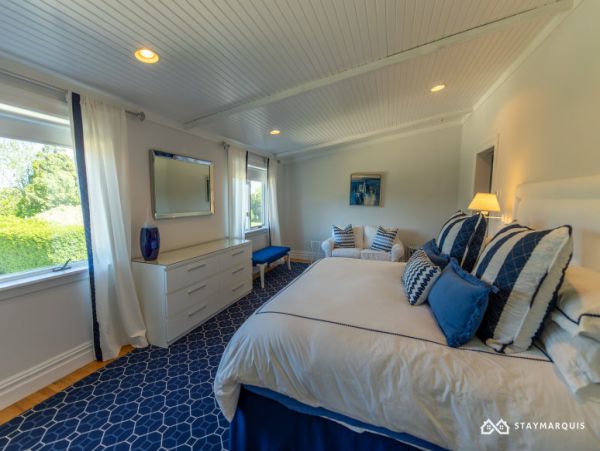 Hamptons Home 1020449